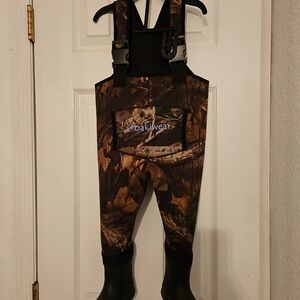Oakwear Kids Outdoor Camouflage Waders
